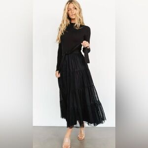 Elegant Black Maxi Dress